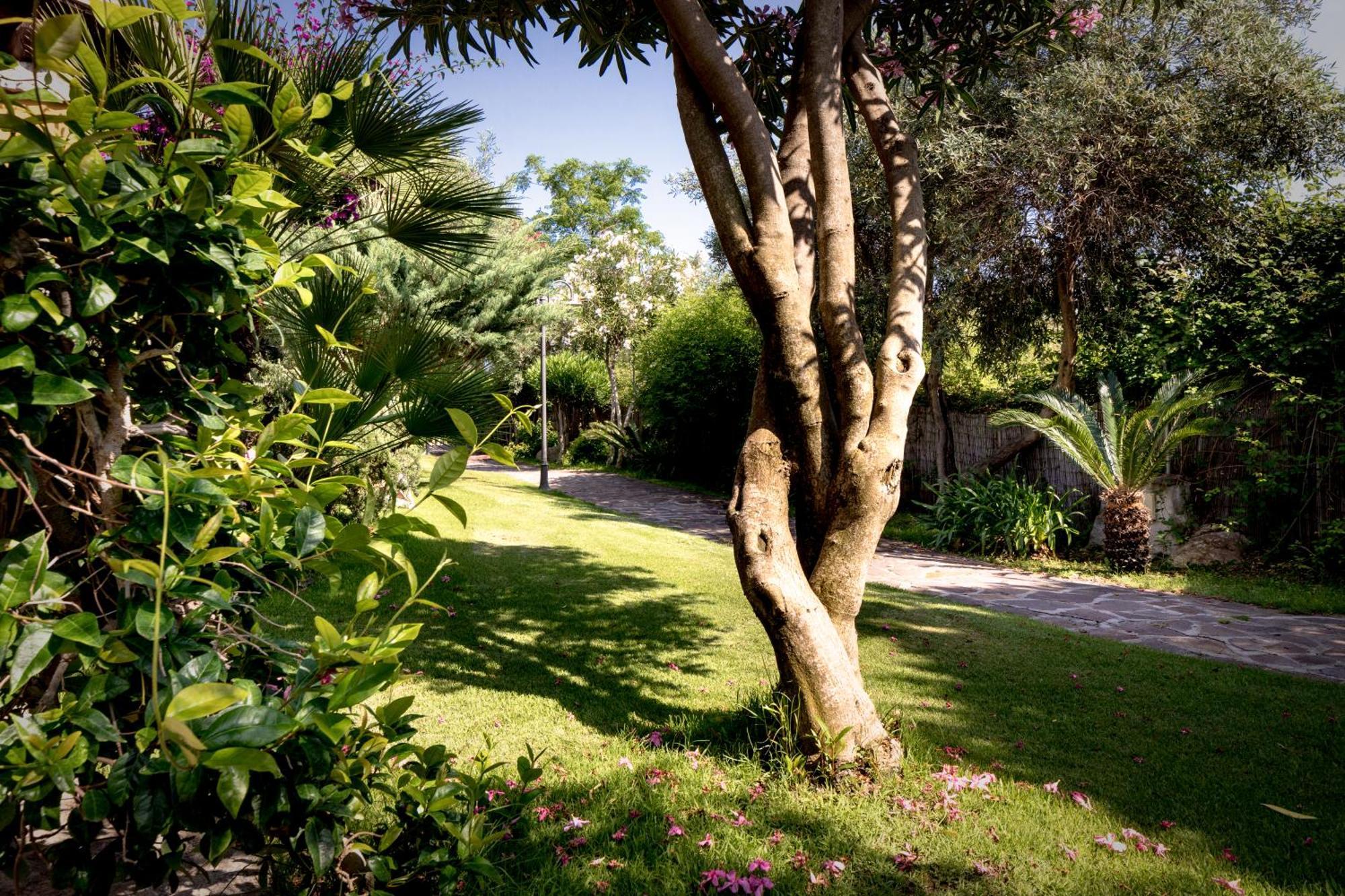 Cruccuris Resort - Adults Only Villasimius Εξωτερικό φωτογραφία